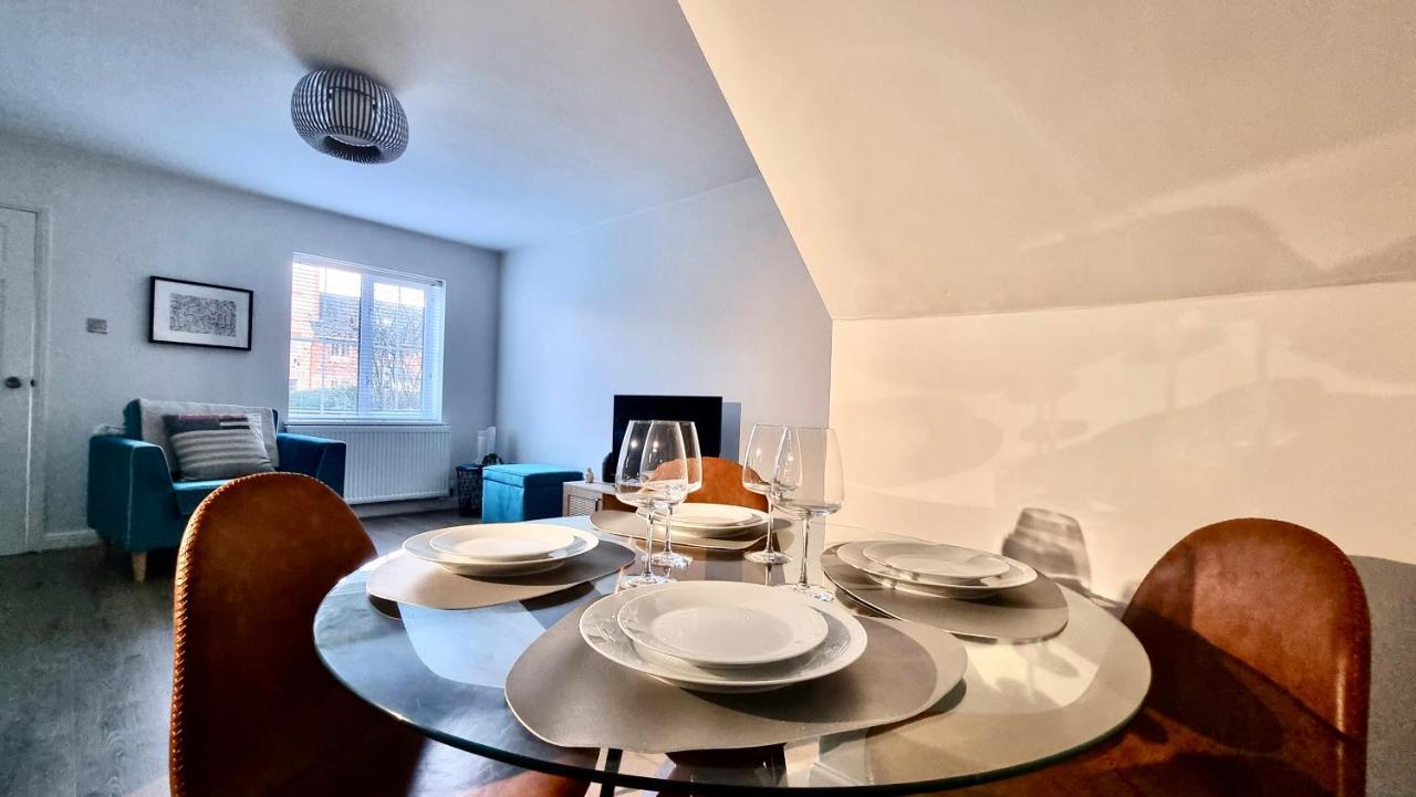 Quay House By Switchback Stays With Free Parking คาร์ดิฟฟ์ ภายนอก รูปภาพ